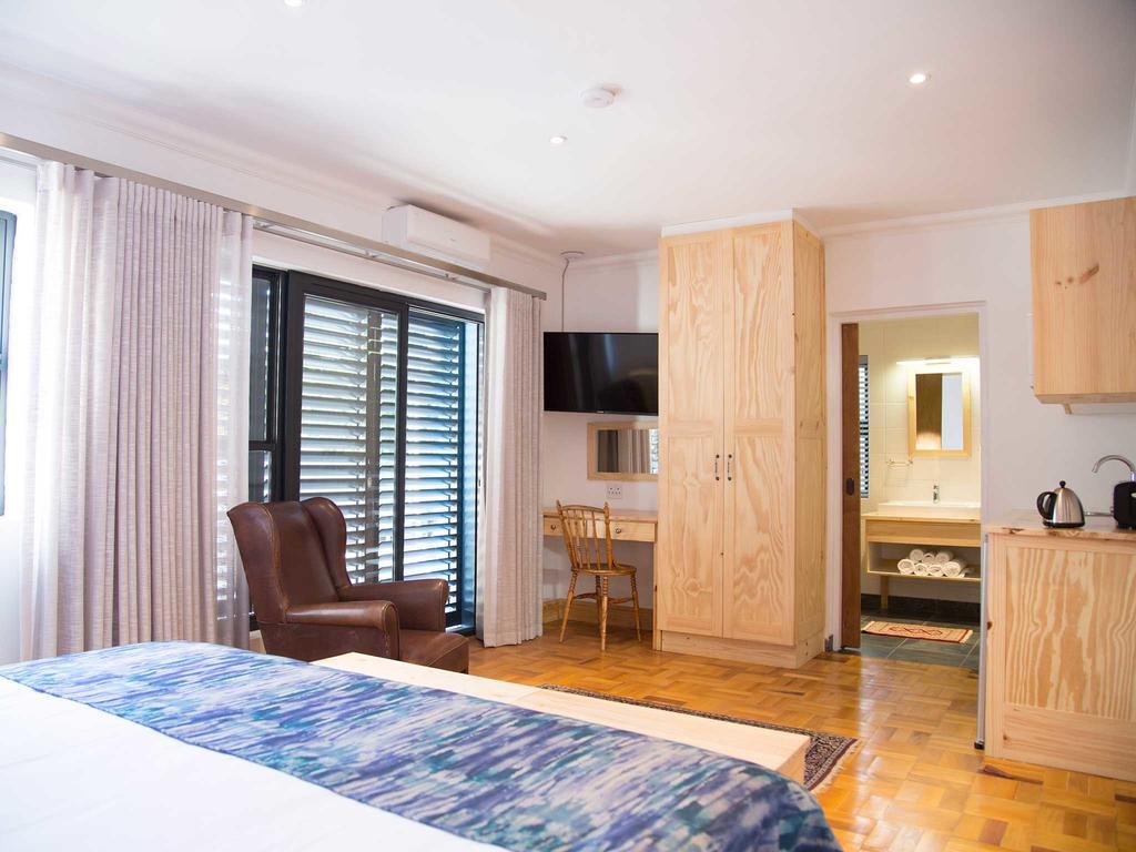 7 Ackermann Place Guest House Стелленбос Экстерьер фото
