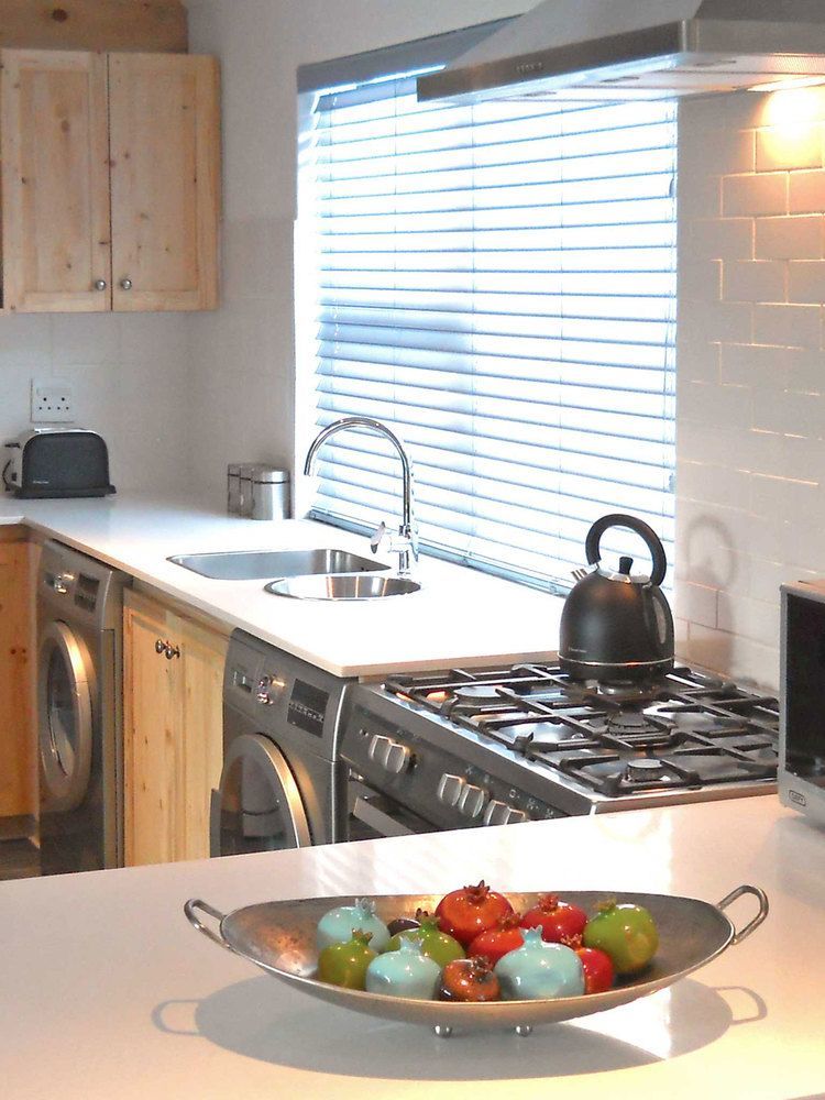 7 Ackermann Place Guest House Стелленбос Экстерьер фото