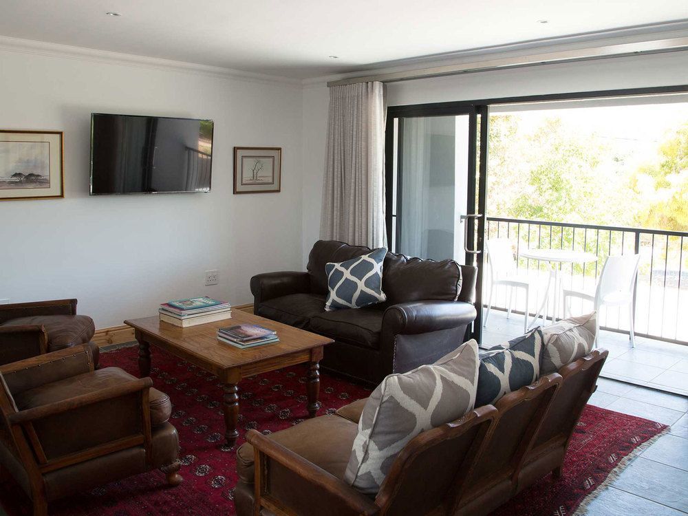 7 Ackermann Place Guest House Стелленбос Экстерьер фото